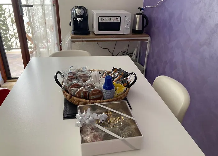 G&b Naxos